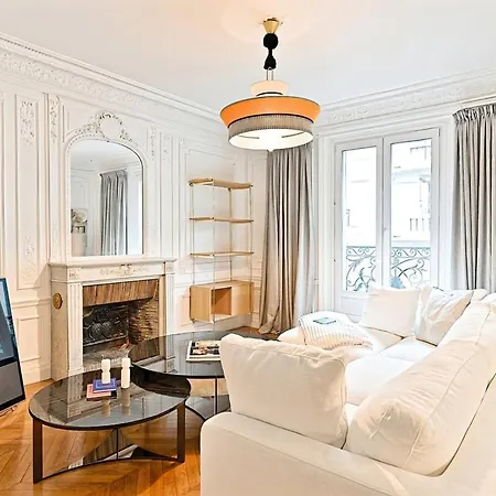 Spacious And Bright Апартаменты Париж