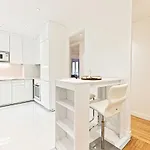 Spacious And Bright 아파트 *