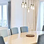 Spacious And Bright 아파트