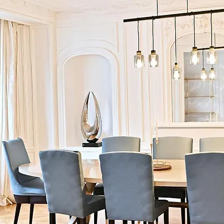 Spacious And Bright * Paris